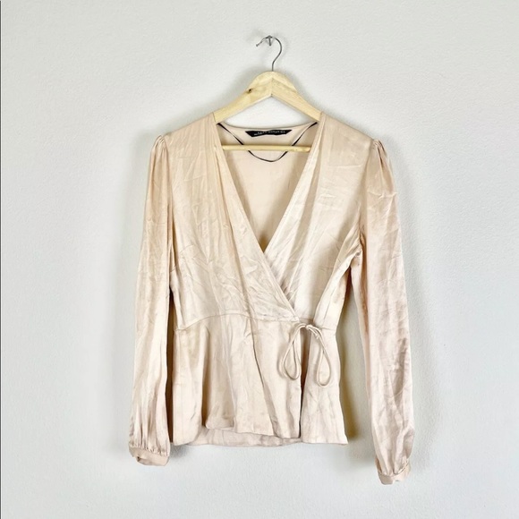 Zara Blouse Small Womens Pink Satin V-Neck Long Sleeve Genuine Wrap Top Viscose - Picture 4 of 12